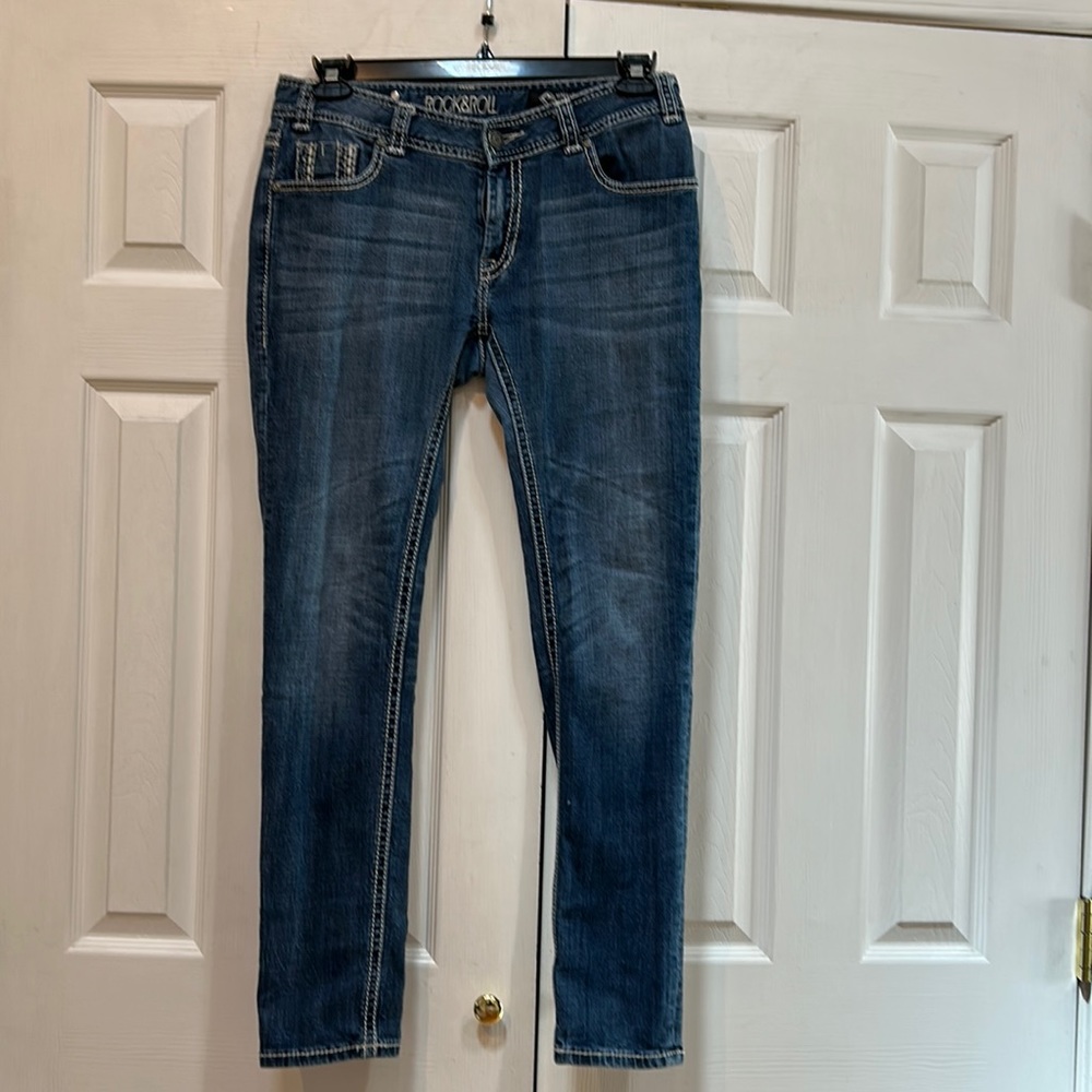 Rock & Roll Cowgirl skinny jeans. Mid rise. 32x32